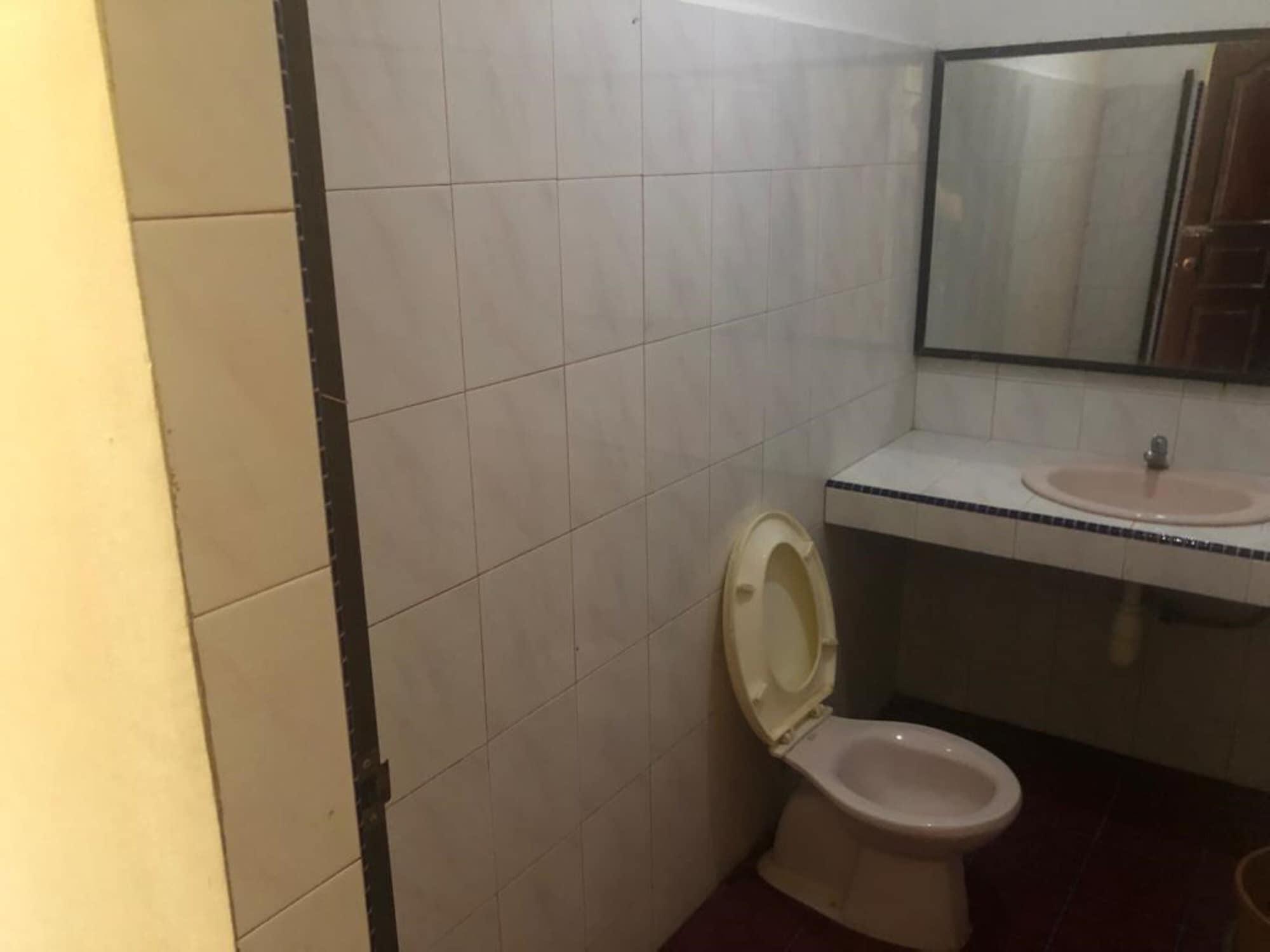 Hotel Pelita Terang Nagoya Extérieur photo